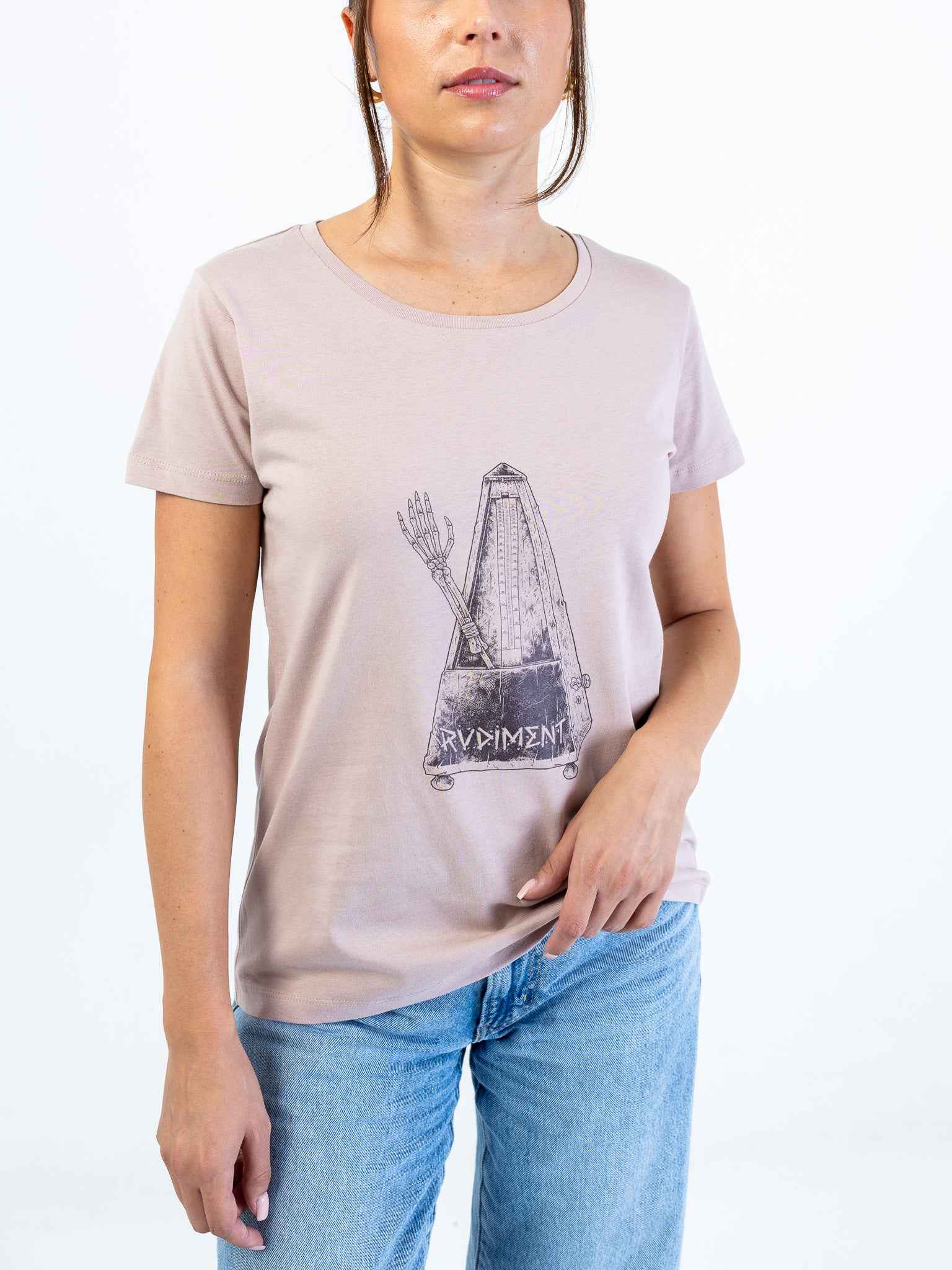 Metronome Damen T-Shirt für Drummer - Model Vorderansicht Detail | RVDIMENT Drummer Apparel